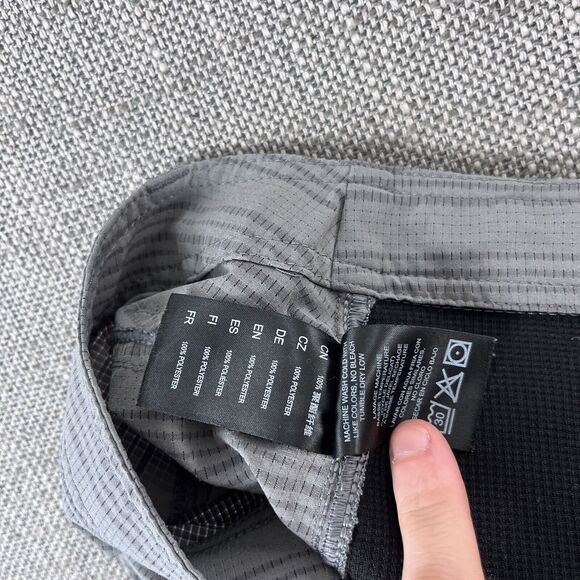 Kuhl Upriser Shorts Mens 38x9.5 Gray Striped Breathable Performance Outdoors - Picture 9 of 11